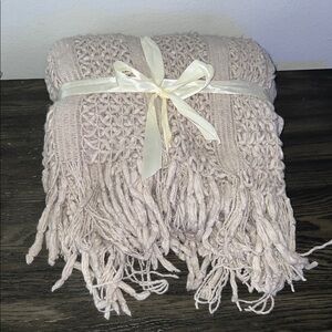 Cozy Knit Throw Blanket with Fringe